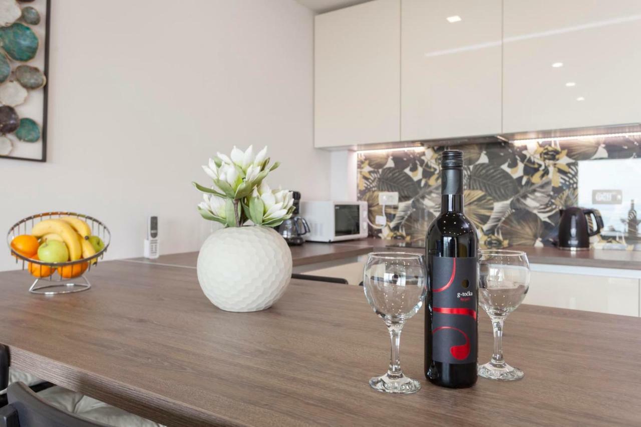 Luxury Apartment Stockholm -Sea&City View Makarska Dış mekan fotoğraf